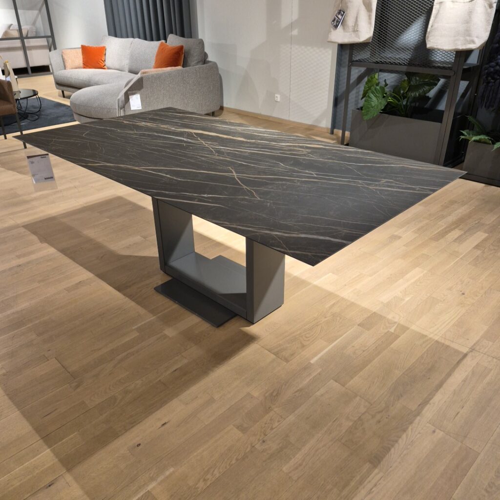 Esstisch Bacher Aiden