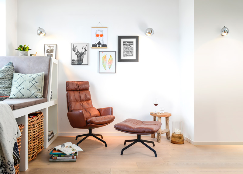 ARVA Lounge Sessel mit Ottoman