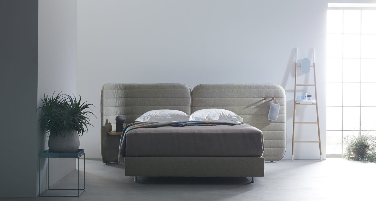 Schramm Purebeds sand